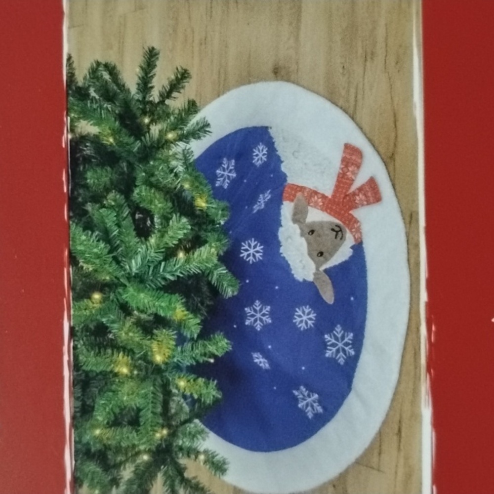 Farm animal tree skirt lamb